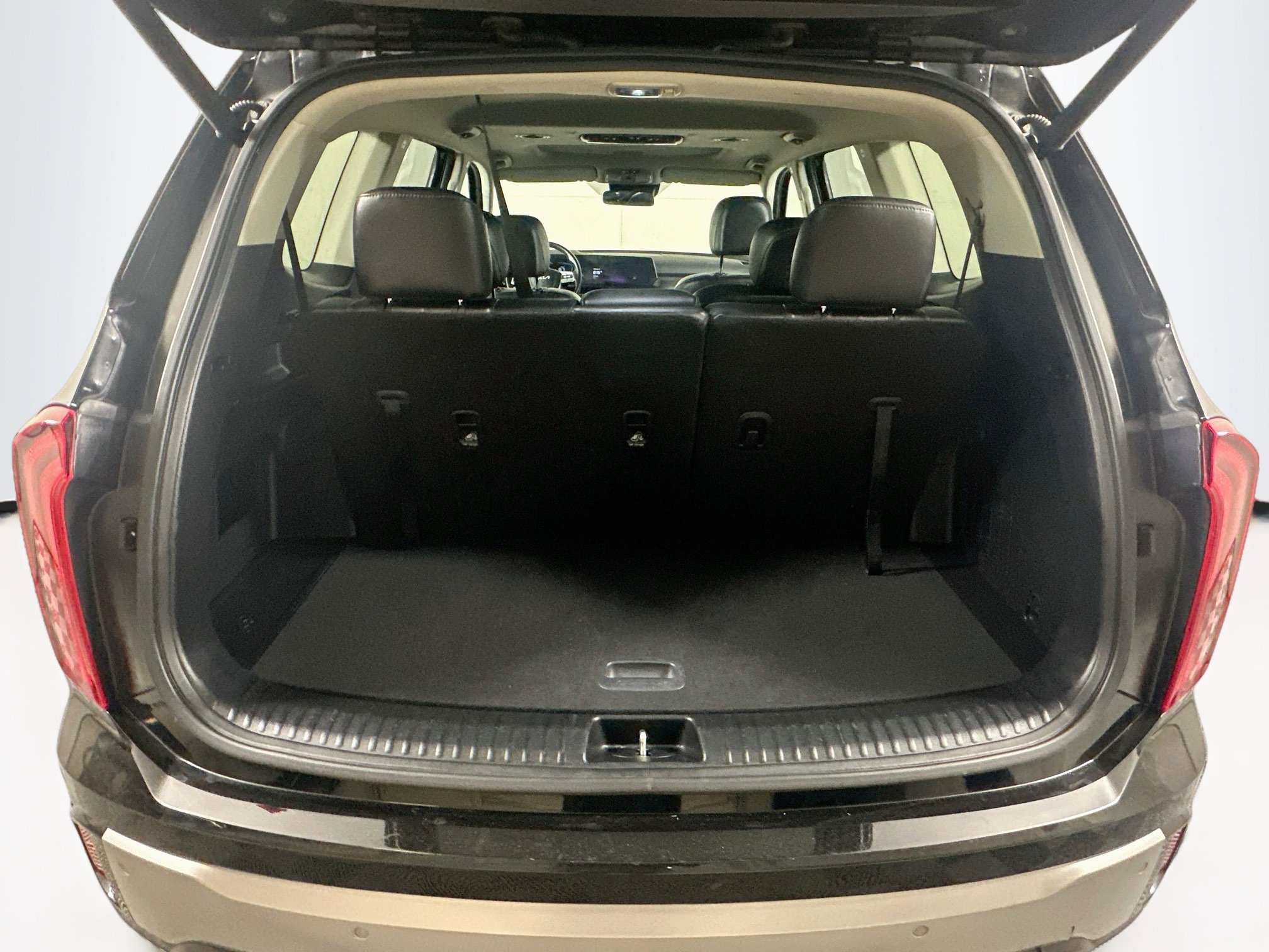 Used 2025 Kia Telluride S AWD/4WD image 31