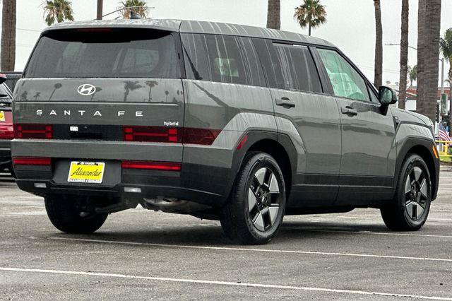 Certified 2026 Hyundai Santa Fe SE FWD image 4