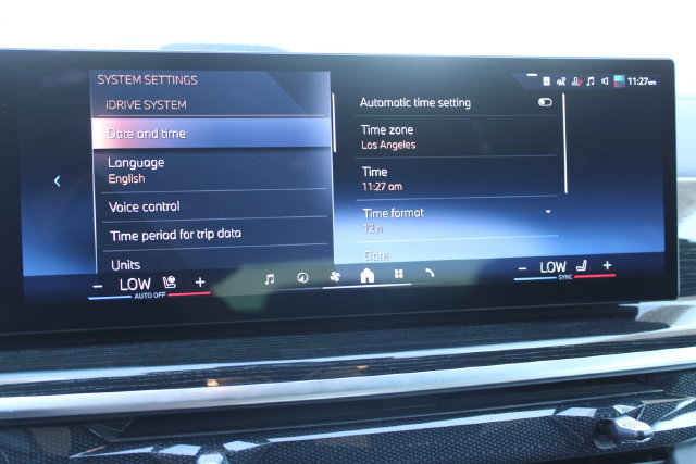 Used 2024 BMW X6 xDrive40i w/ M Sport Professional Package AWD/4WD image 30
