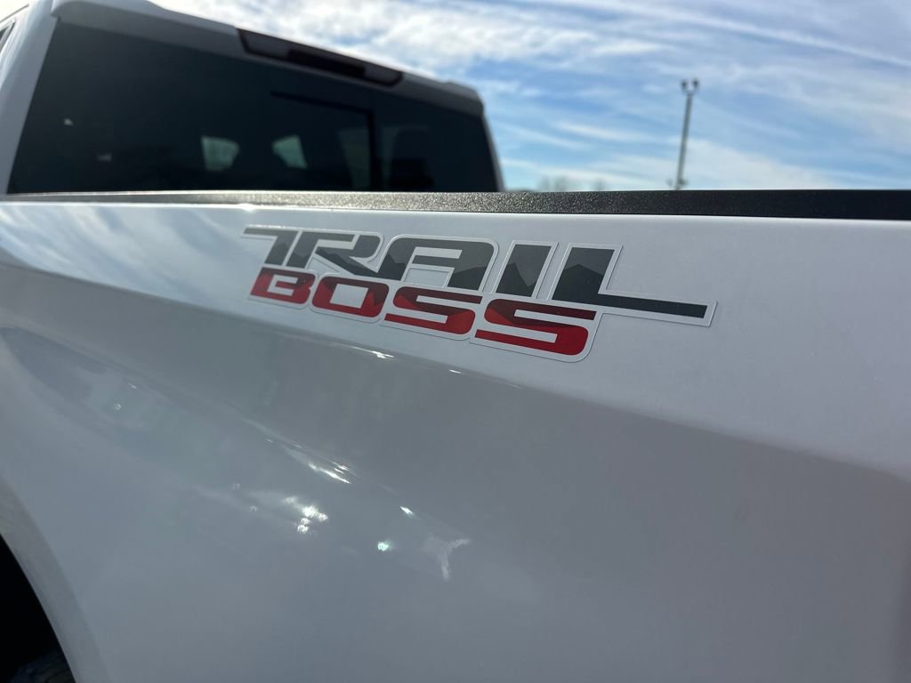 New 2026 Chevrolet Silverado 1500 LT Trail Boss w/ LT Trail Boss Premium Package image 9