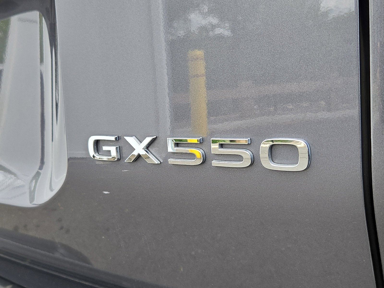 Used 2024 Lexus GX 550 w/ Accessory Package (2T) AWD/4WD image 32