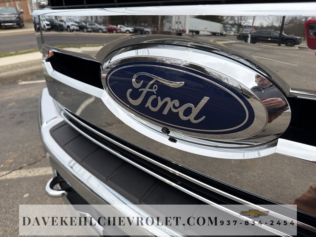 Used 2019 Ford F250 Lariat w/ Chrome Package image 38