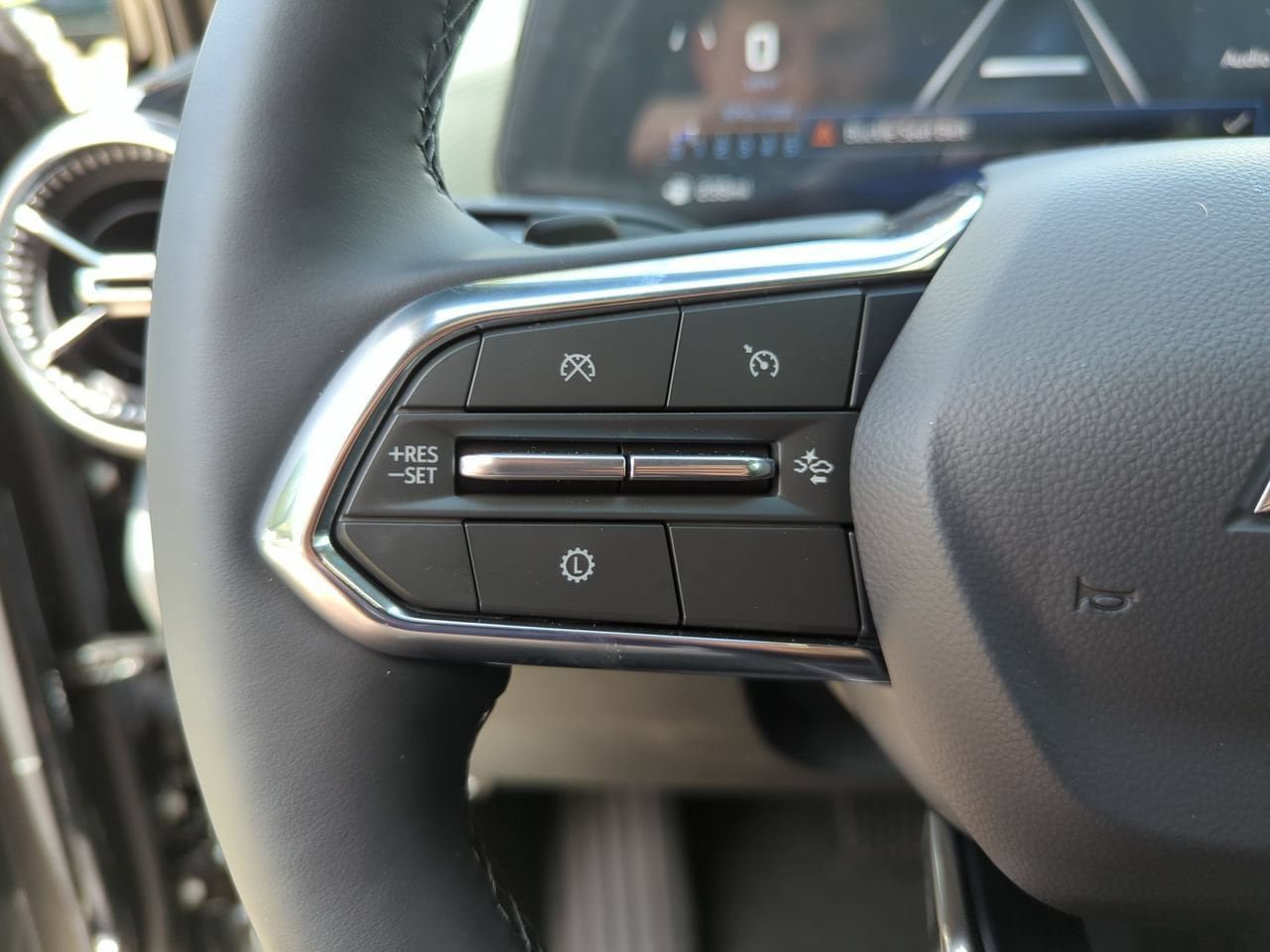 New 2027 Chevrolet Equinox LT FWD image 10