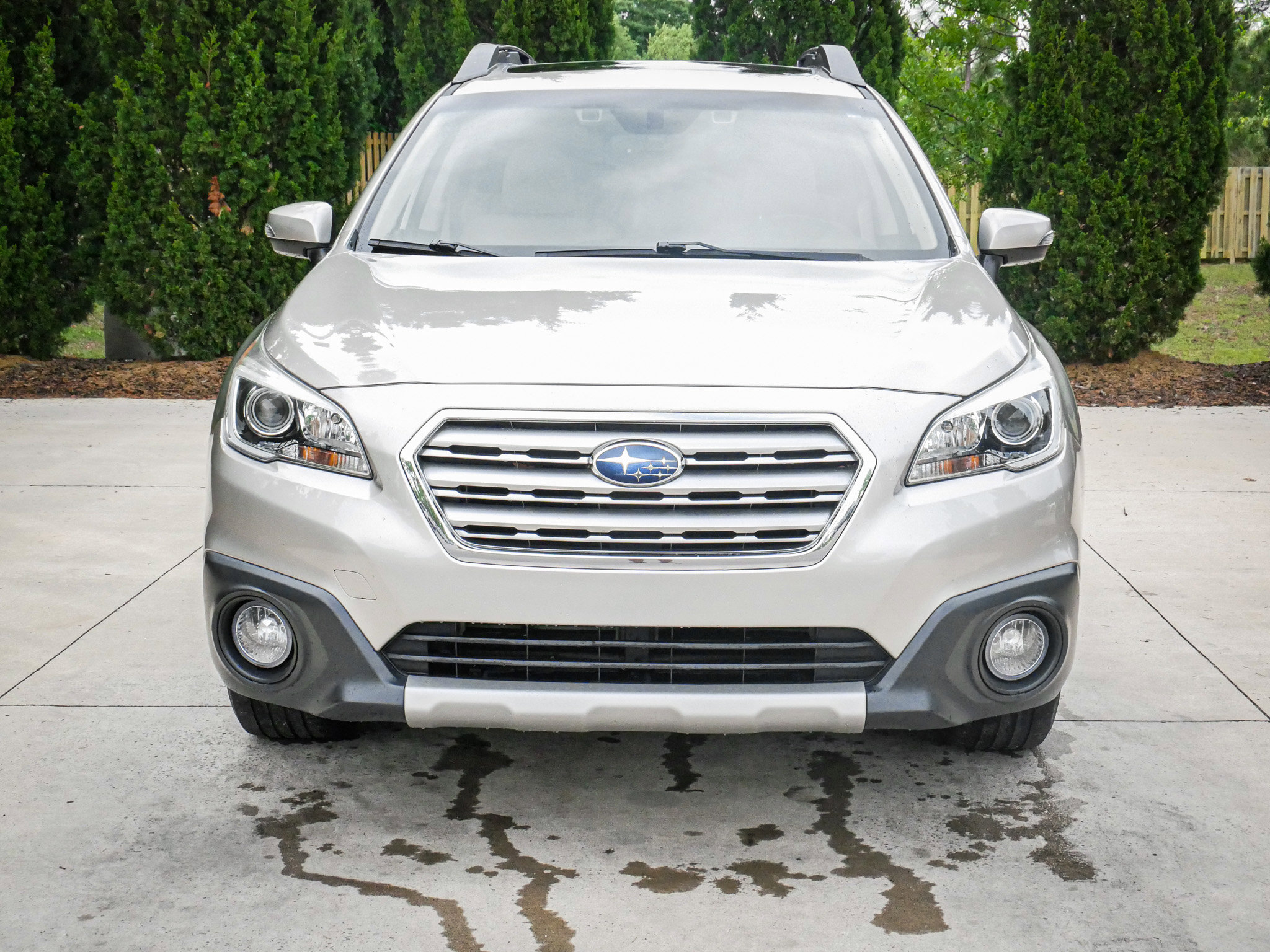 Used 2017 Subaru Outback 2.5i Limited AWD/4WD image 3