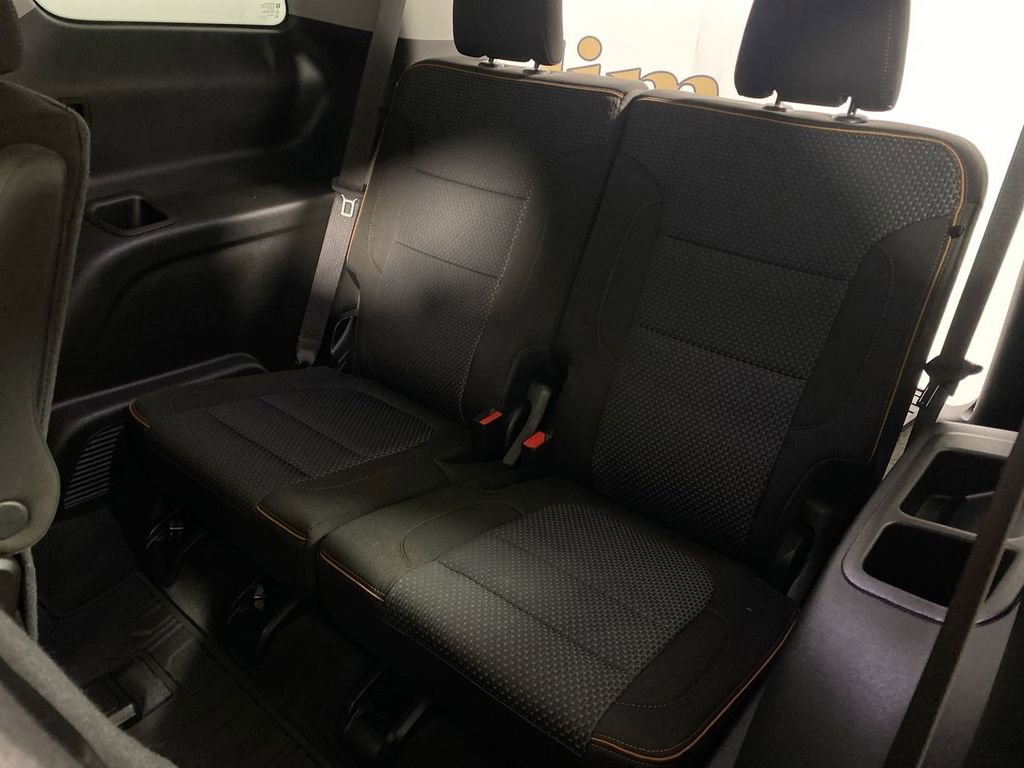 Certified 2023 GMC Acadia AT4 w/ Trailering Package image 22