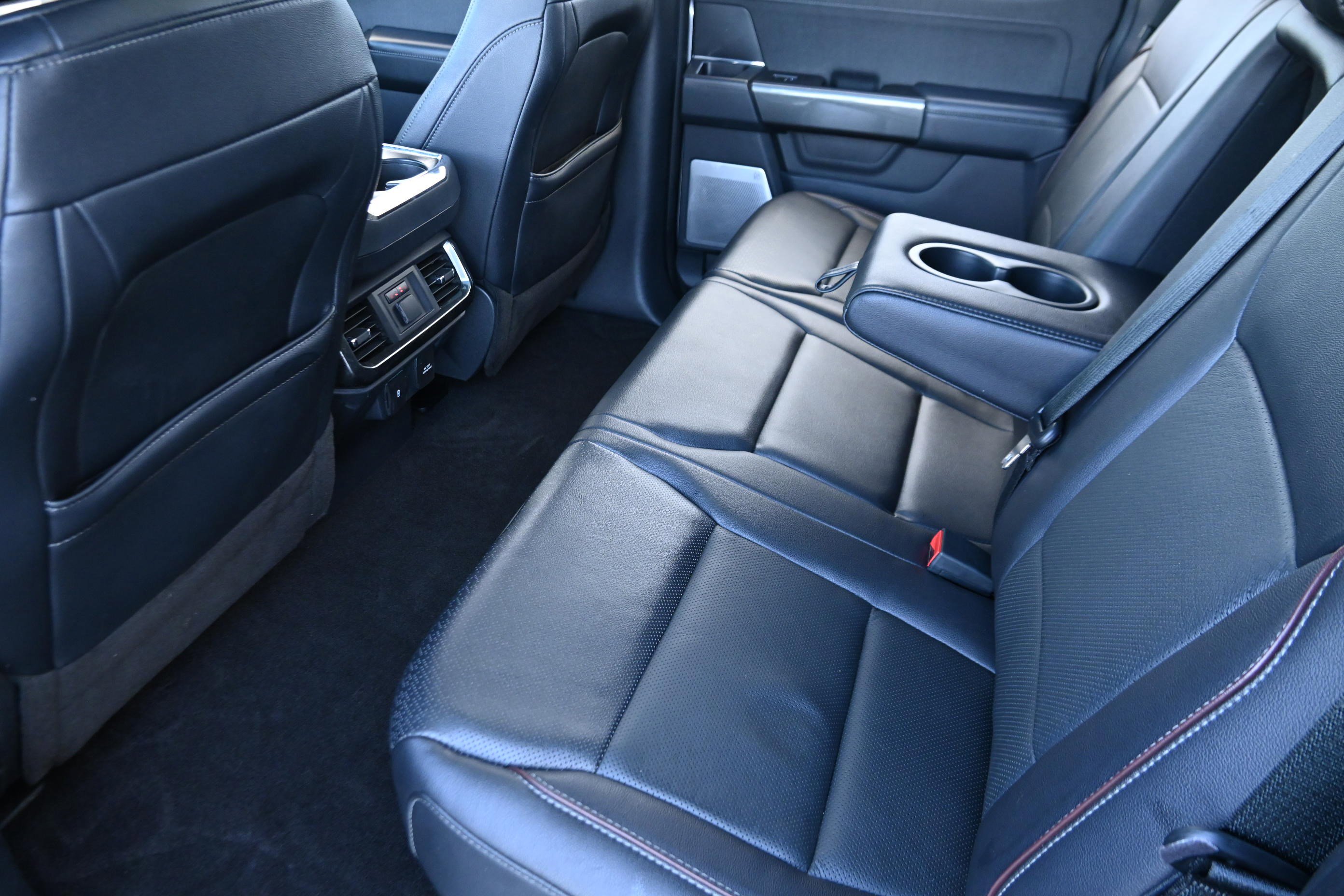 Used 2022 Ford F150 Lariat w/ Equipment Group 502A High AWD/4WD image 12