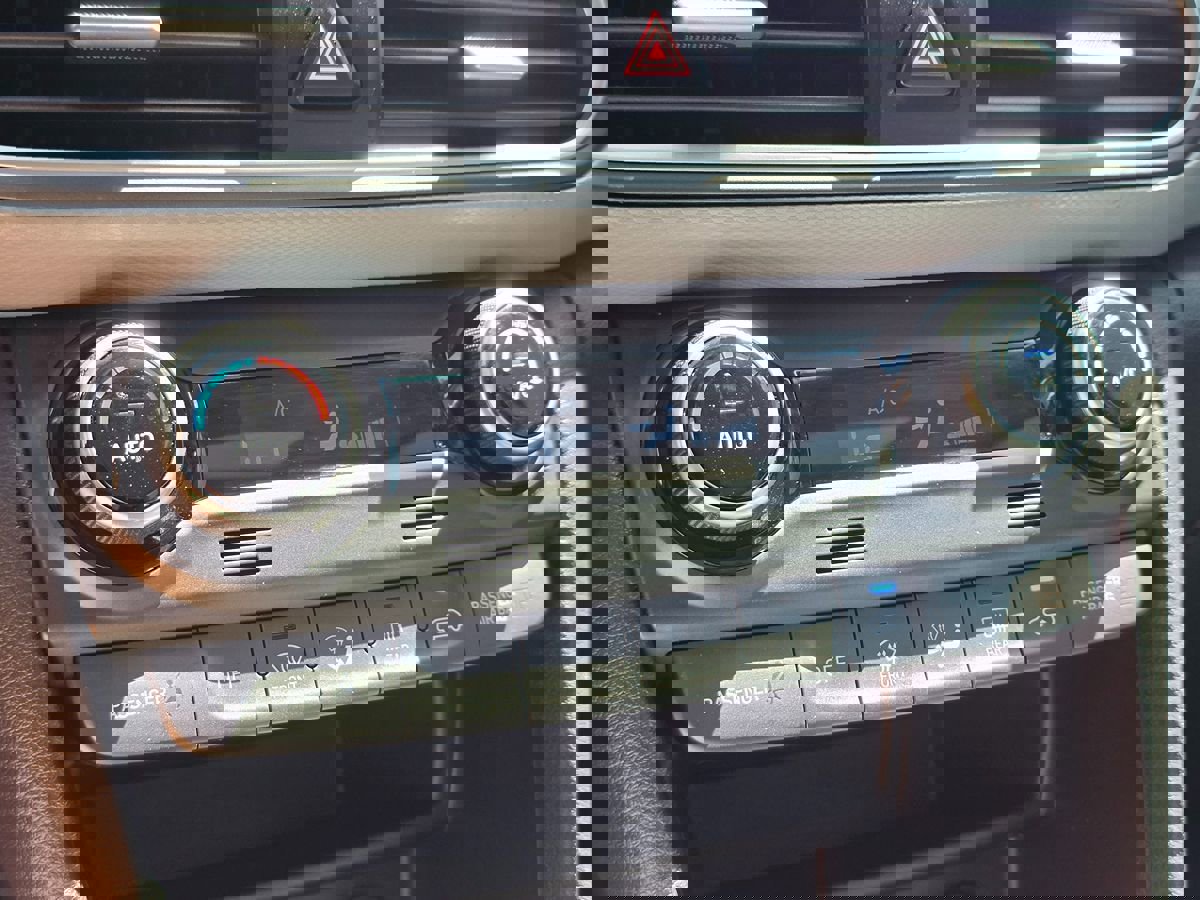 Used 2021 Hyundai Kona Ultimate image 36