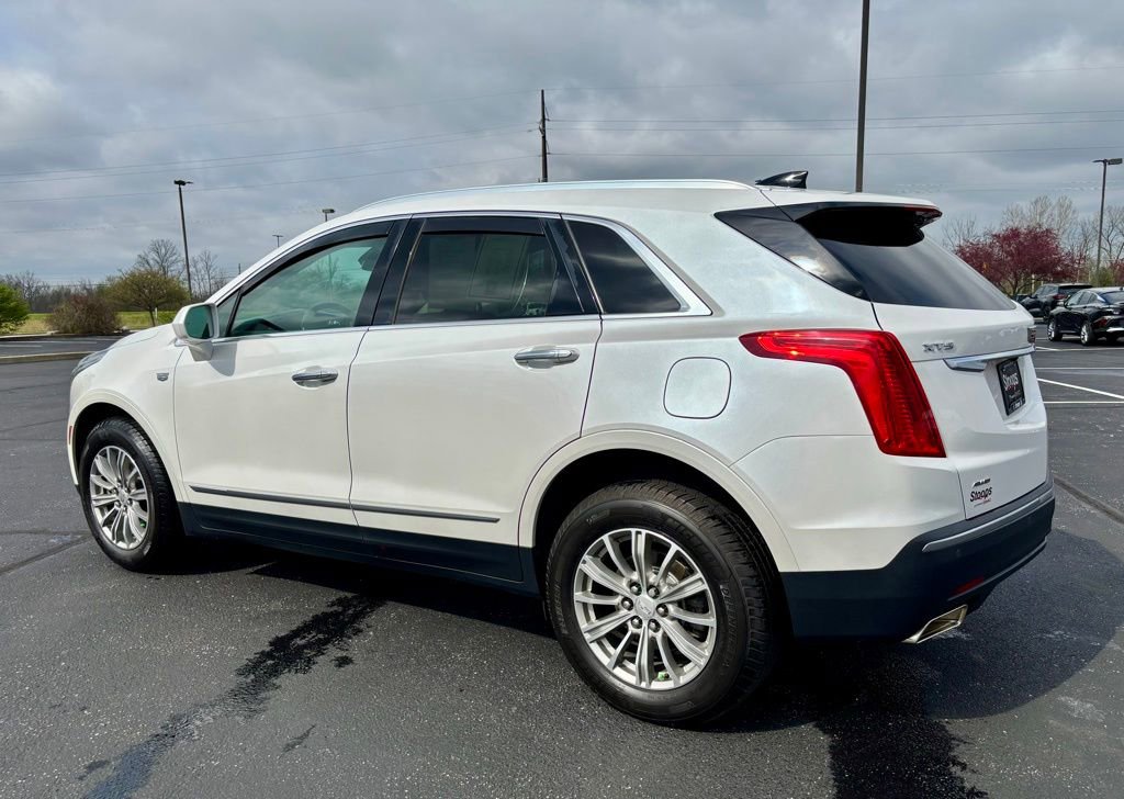 Used 2017 Cadillac XT5 Luxury w/ Driver Awareness Package image 5