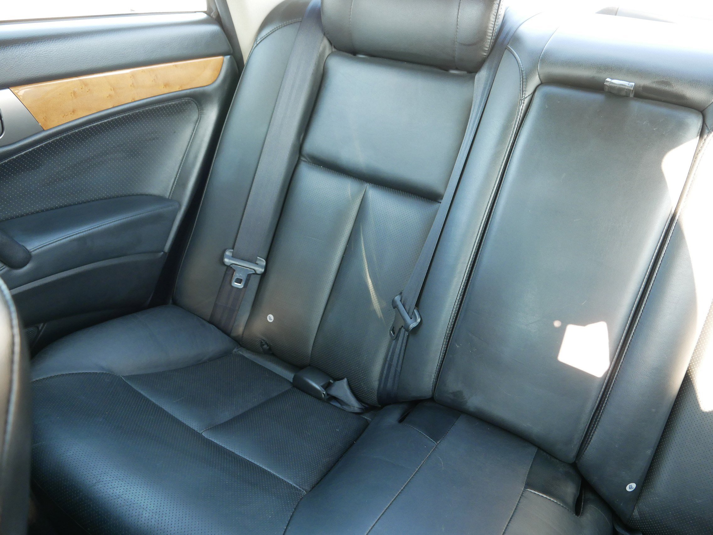 Used 2004 INFINITI M45 w/ Technology Pkg image 12