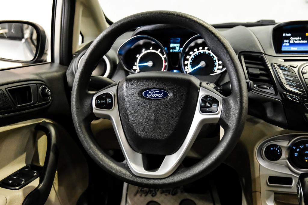 Used 2019 Ford Fiesta SE image 15