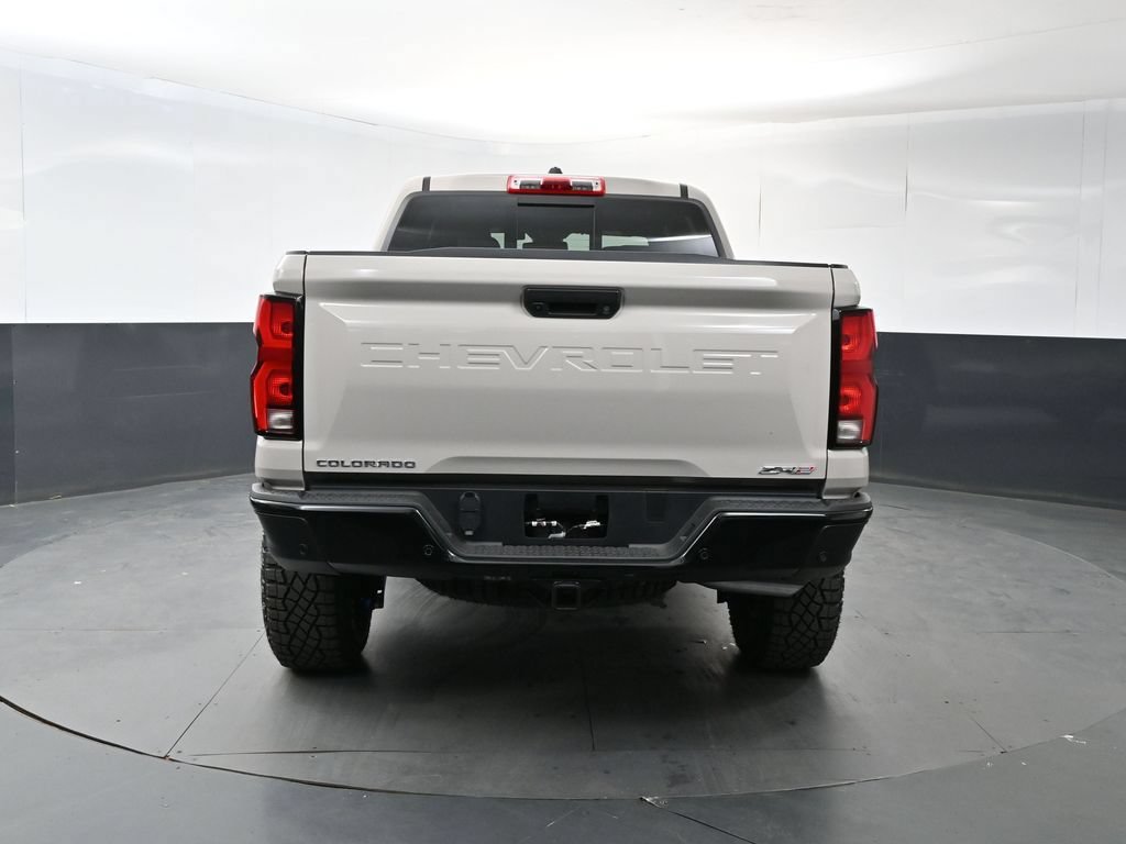 New 2026 Chevrolet Colorado ZR2 w/ Technology Package AWD/4WD image 4