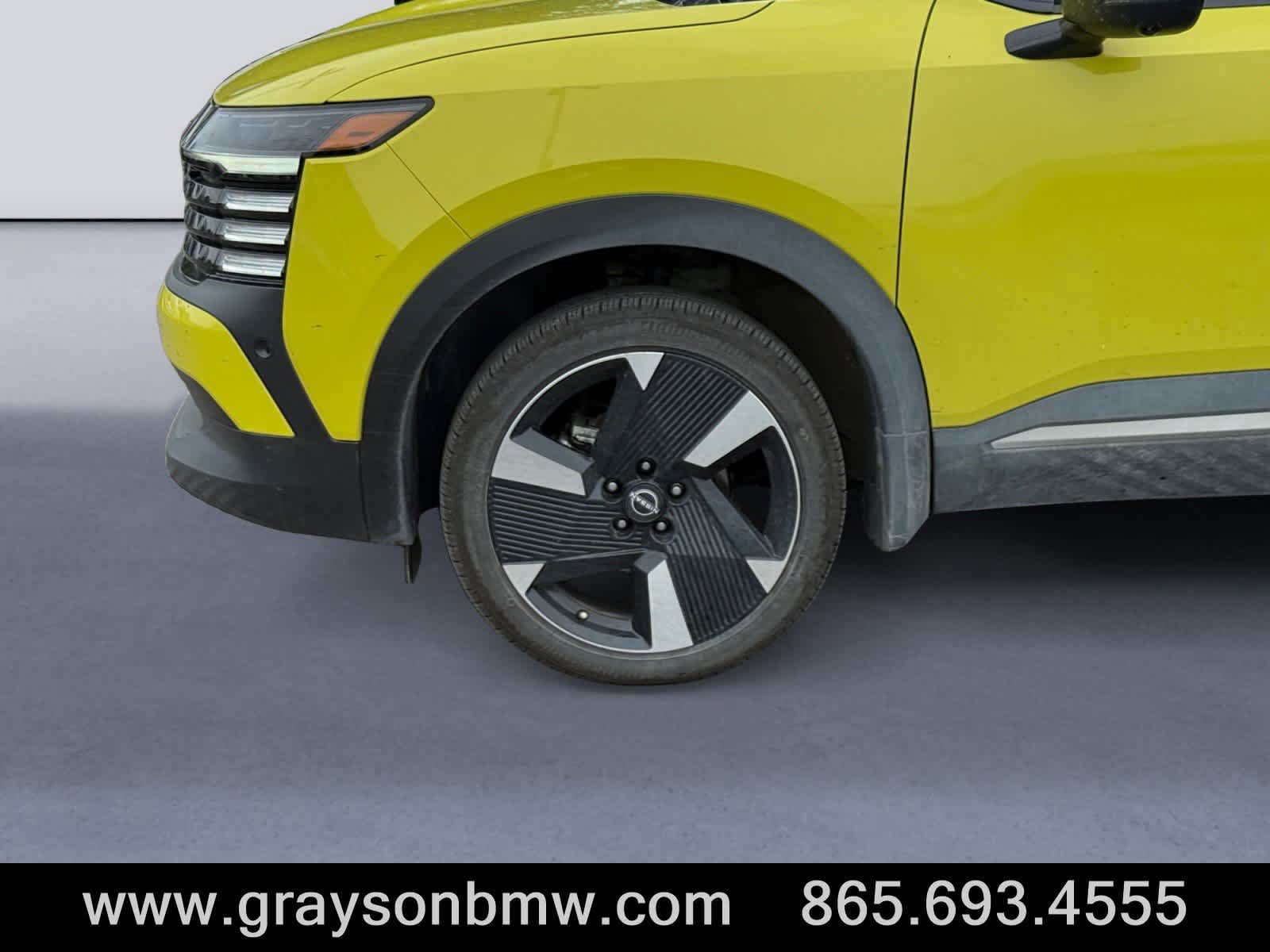 Used 2026 Nissan Kicks SR w/ Cold Weather Package AWD/4WD image 9