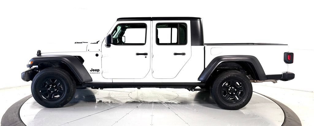 Used 2025 Jeep Gladiator Sport AWD/4WD image 8