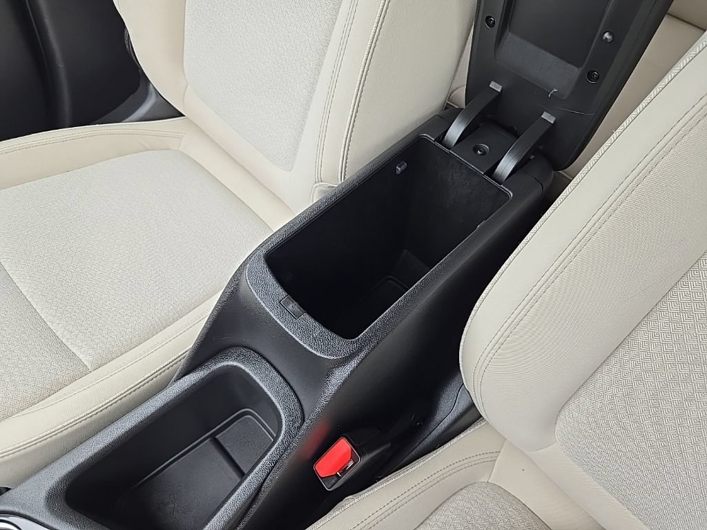 Used 2021 Buick Encore GX Preferred w/ Cold Weather Comfort Package FWD image 32