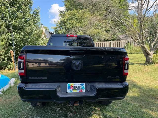 Certified 2019 RAM 2500 Laramie w/ Black Appearance Package AWD/4WD image 8