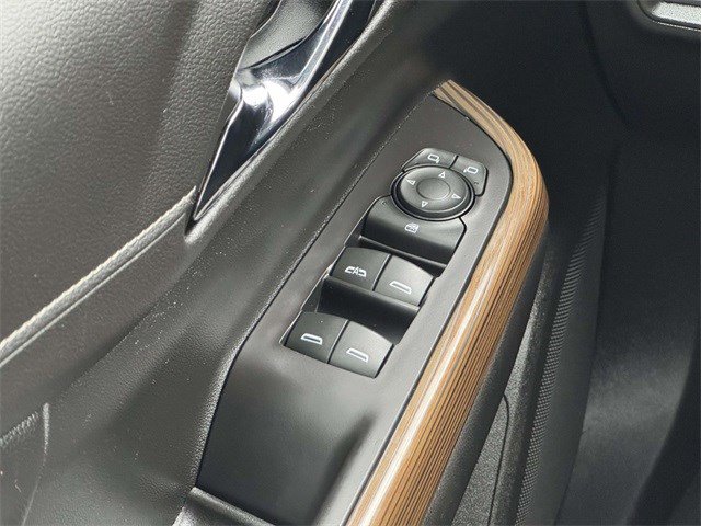 Used 2020 GMC Acadia SLE image 22