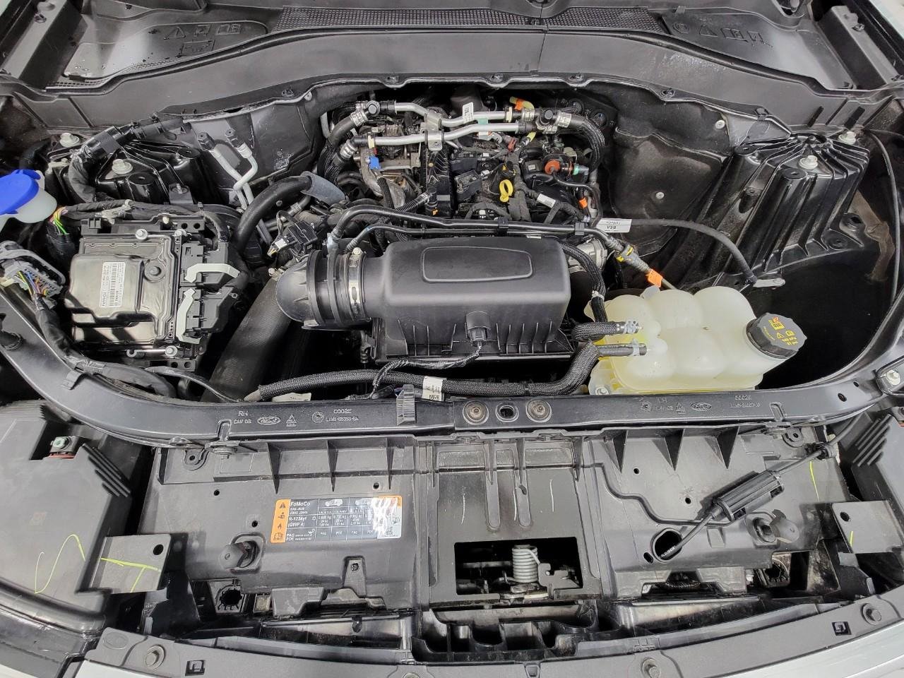 Used 2023 Ford Explorer XLT w/ Equipment Group 202A image 8