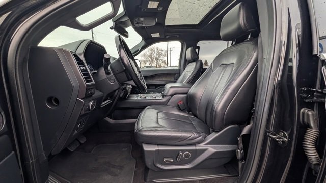 Used 2021 Ford Expedition Max Limited image 32