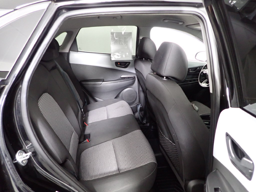 Used 2020 Hyundai Kona SEL AWD/4WD image 34