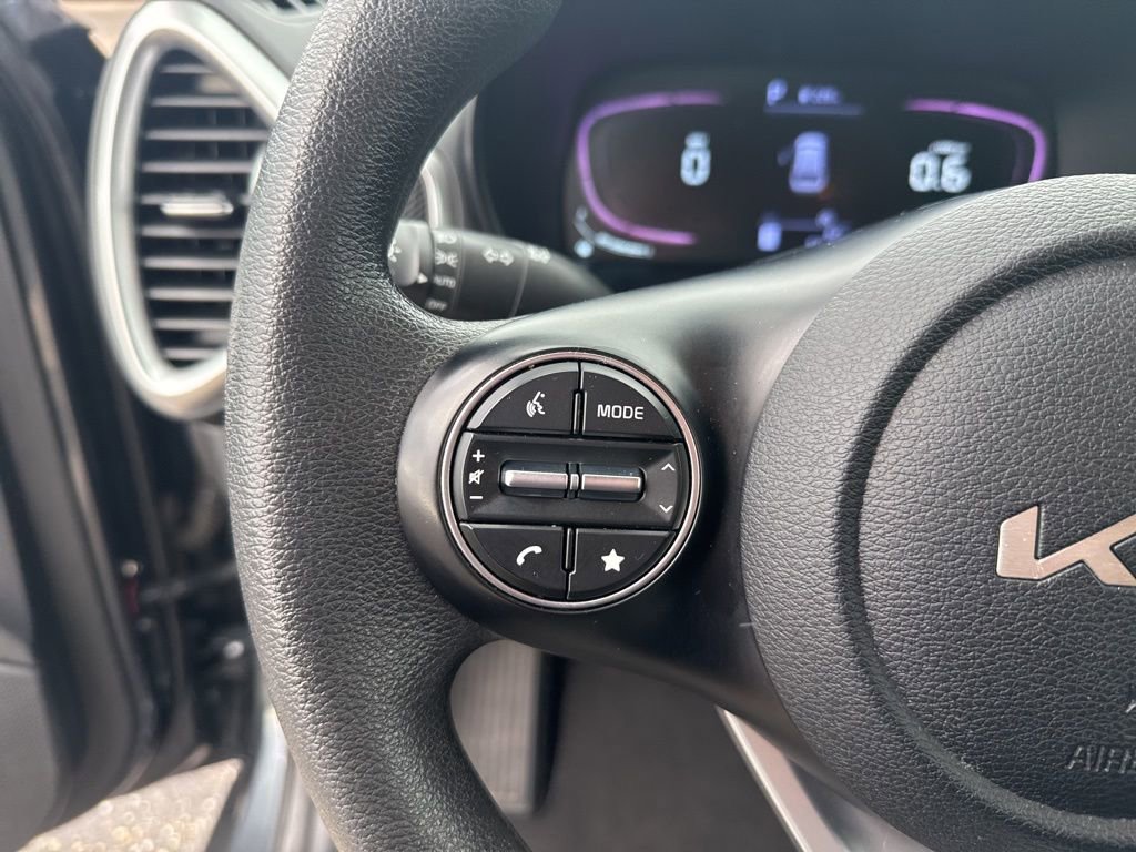 Used 2024 Kia Soul LX w/ Option Group 015 image 29