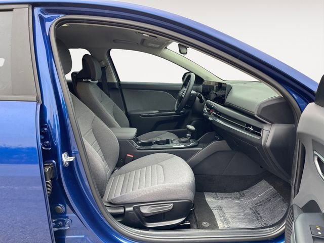 Used 2025 Kia K4 EX image 15