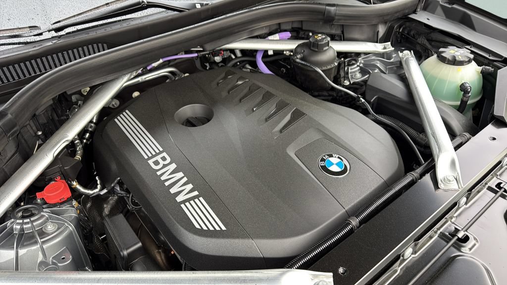New 2026 BMW X5 xDrive40i w/ Premium Package AWD/4WD image 28