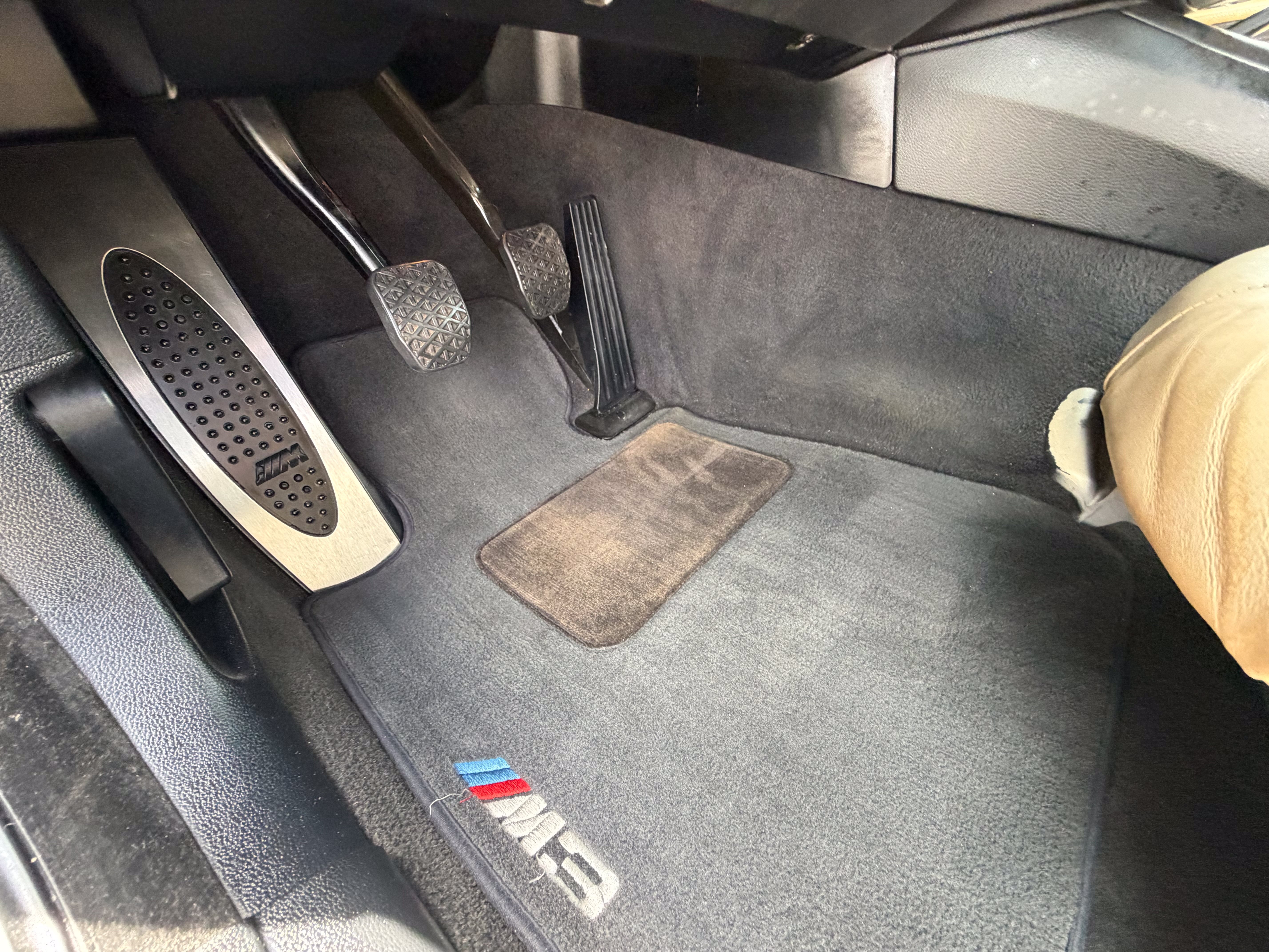 Used 2011 BMW M3 Convertible RWD image 22
