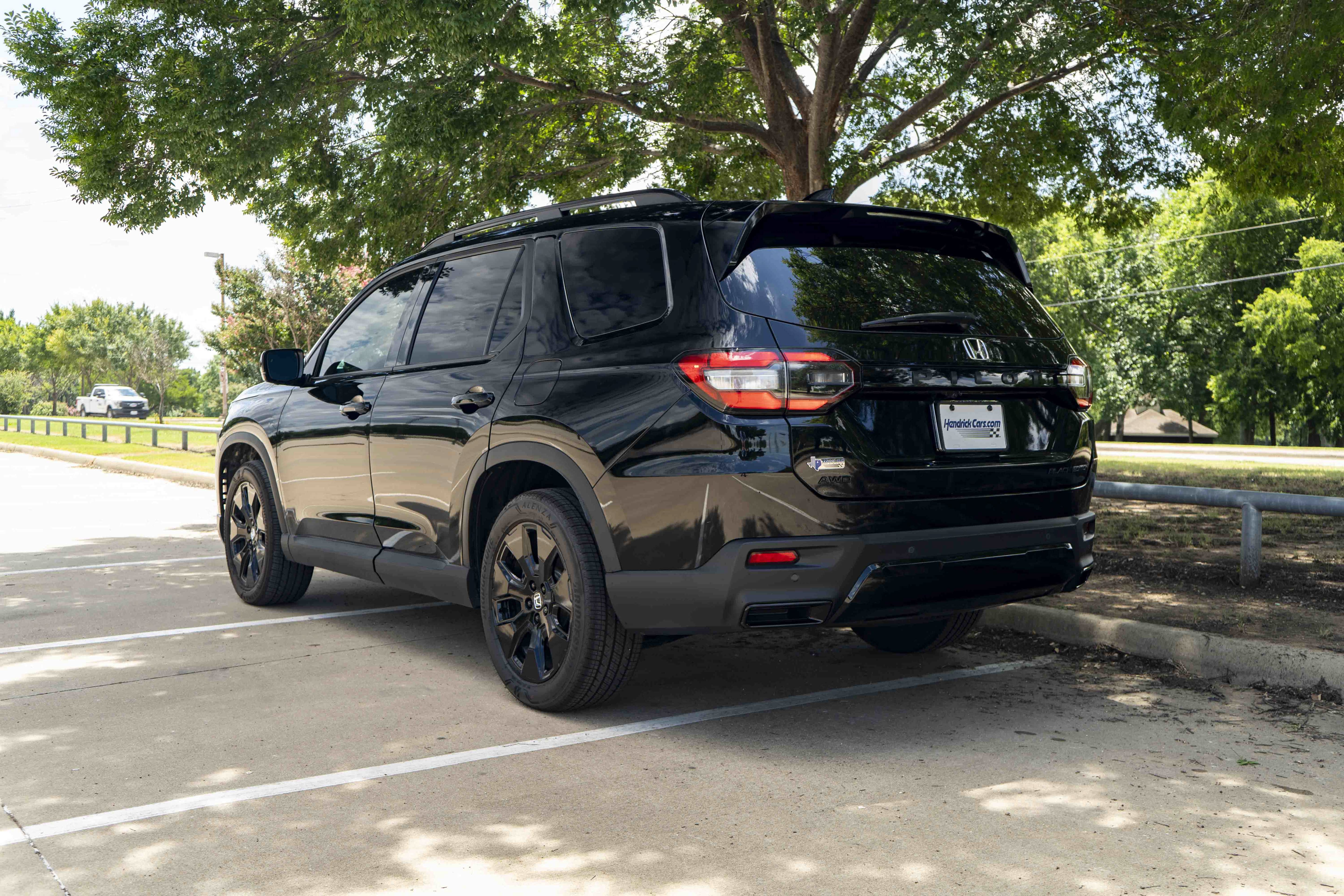 Used 2026 Honda Pilot Black Edition image 7