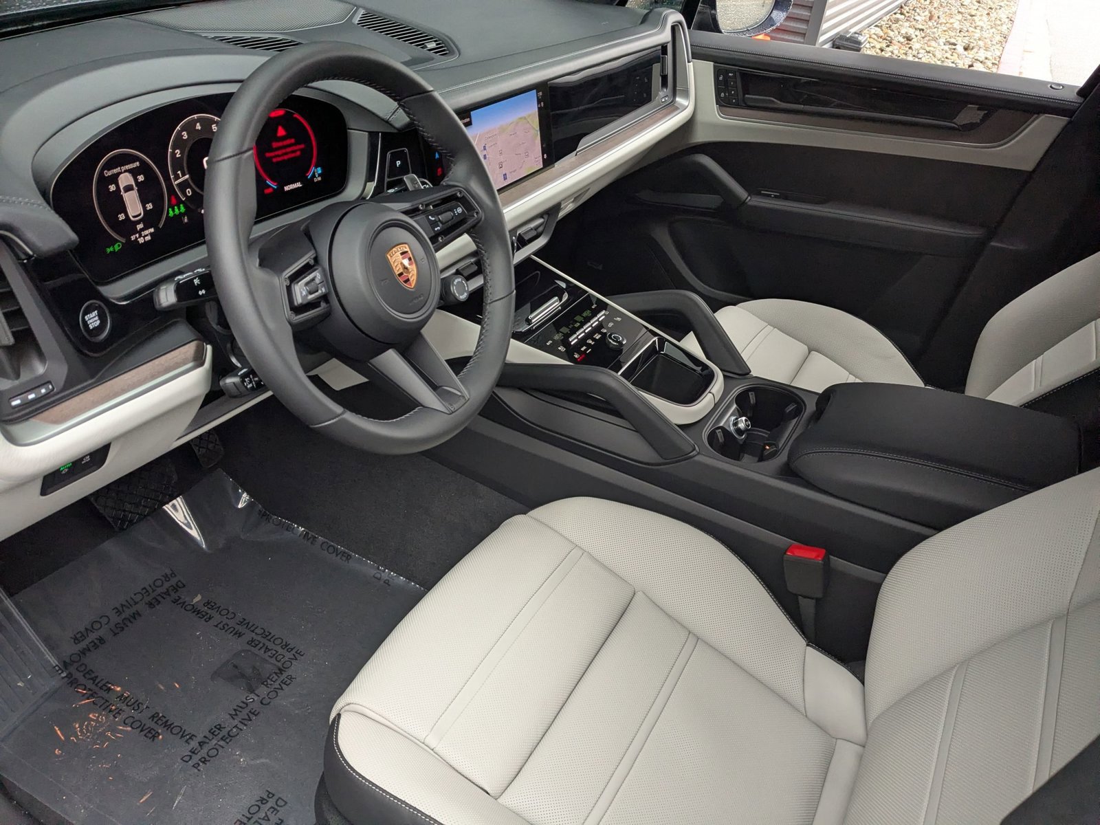 New 2026 Porsche Cayenne image 4