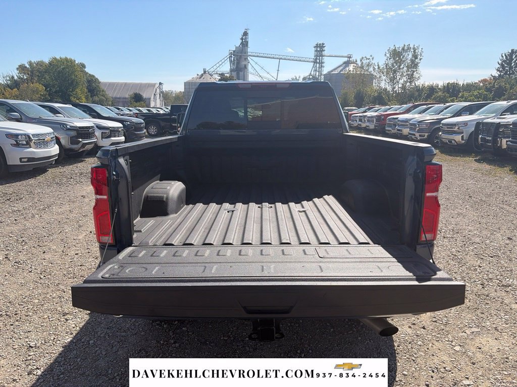 Used 2025 Chevrolet Silverado 2500 LTZ w/ LTZ Plus Package AWD/4WD image 32