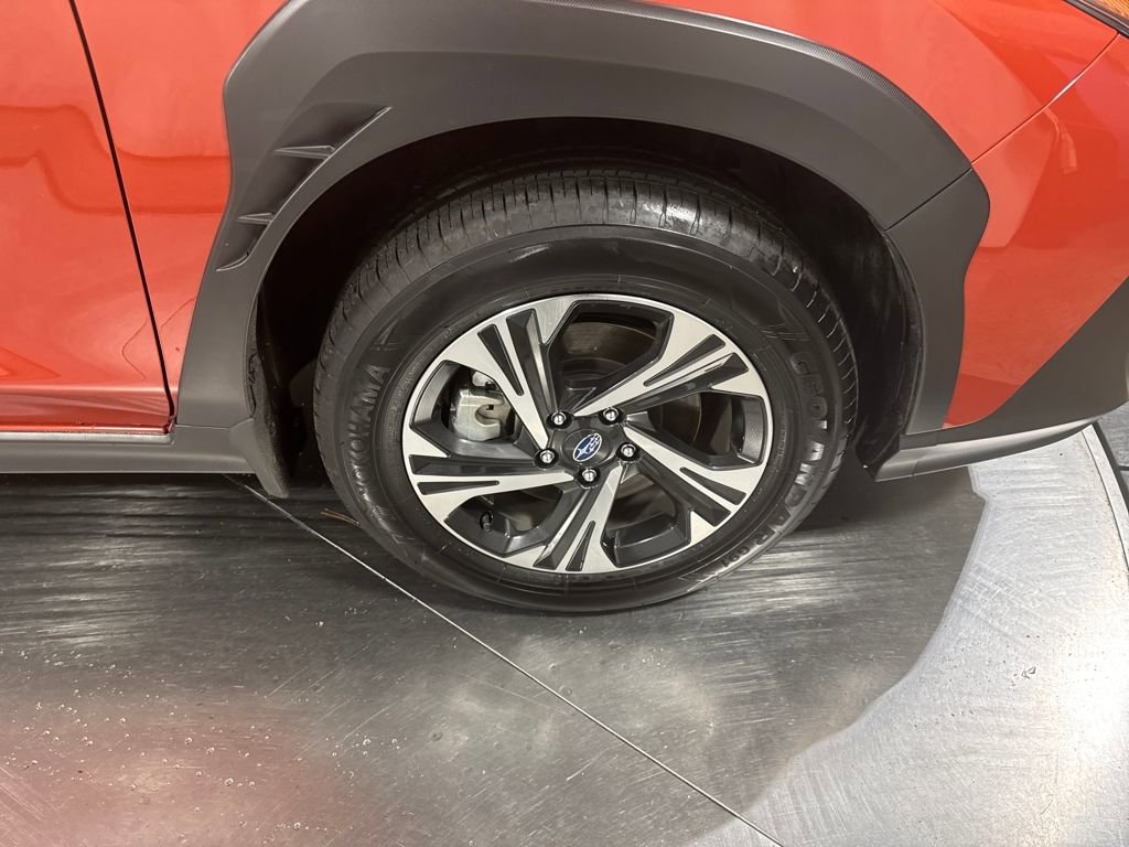 Used 2025 Subaru Crosstrek 2.0i Premium image 14