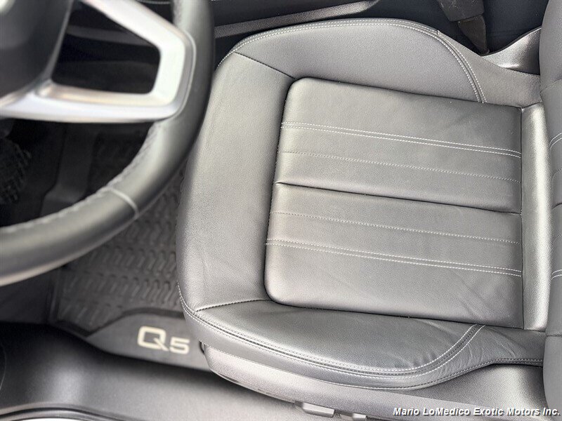 Used 2023 Audi Q5 2.0T Premium Plus w/ Premium Plus Package AWD/4WD image 29