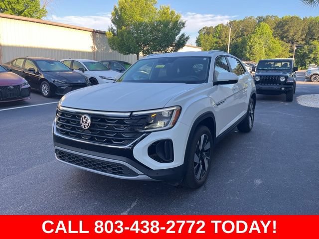 Used 2024 Volkswagen Atlas Cross Sport SE FWD image 34
