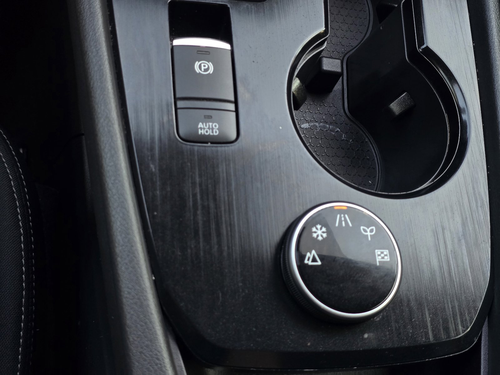 Used 2023 Nissan Rogue SV AWD/4WD image 20