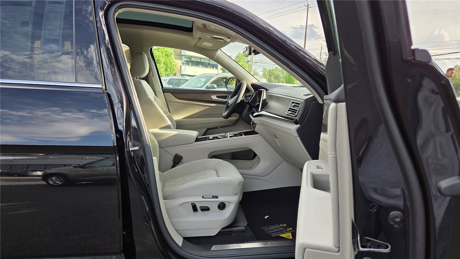 New 2026 Volkswagen Atlas SEL Premium R-Line AWD/4WD image 31