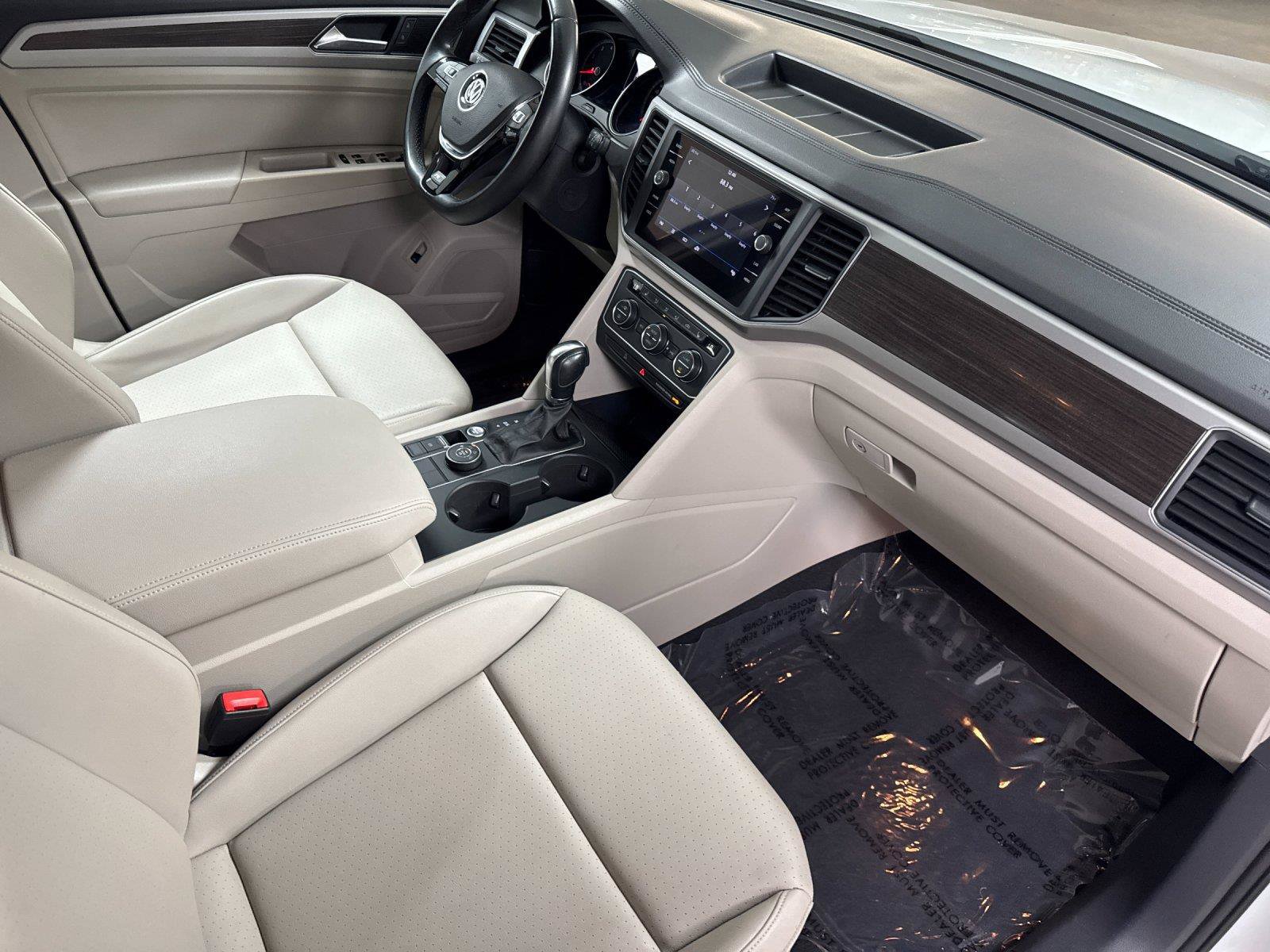 Used 2019 Volkswagen Atlas SE w/ Towing Package AWD/4WD image 15