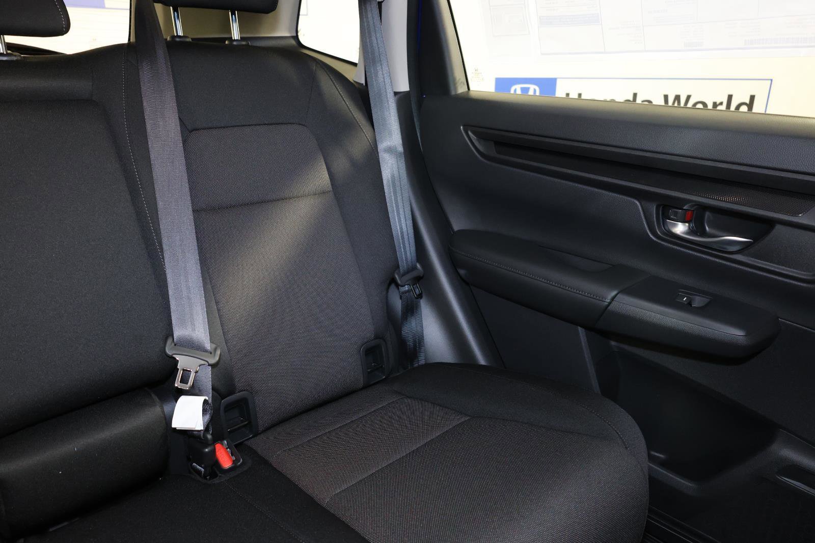 Used 2025 Honda CR-V LX image 12