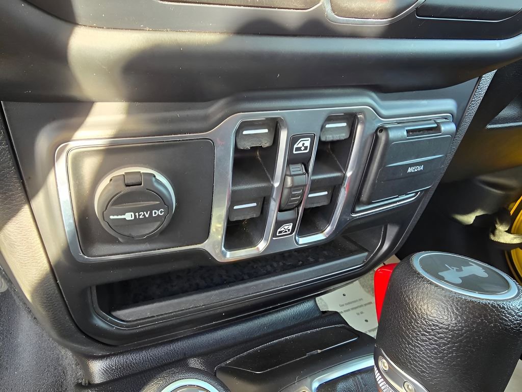 Used 2020 Jeep Wrangler Unlimited Sport S image 15