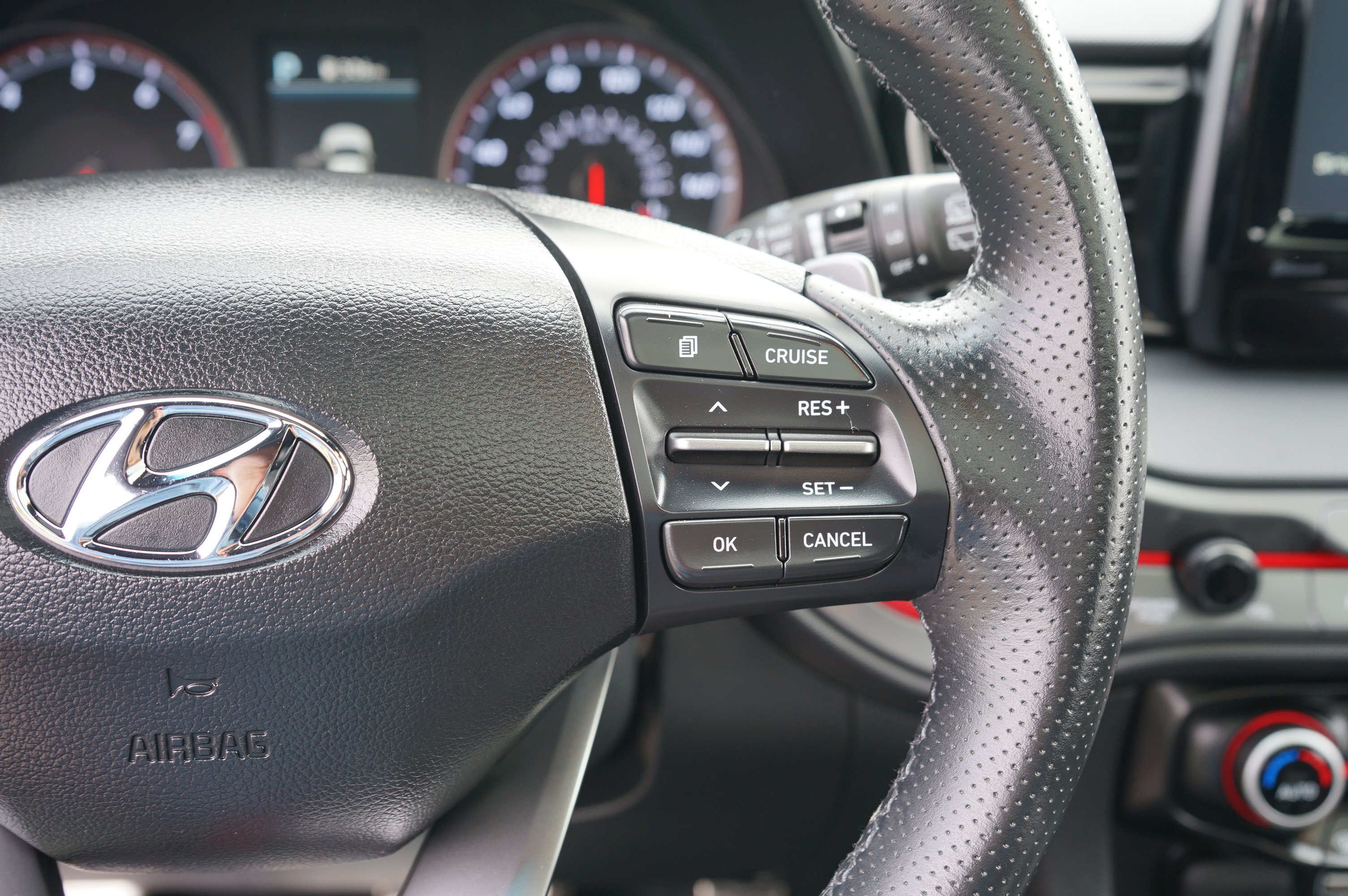 Used 2020 Hyundai Veloster Turbo FWD image 27