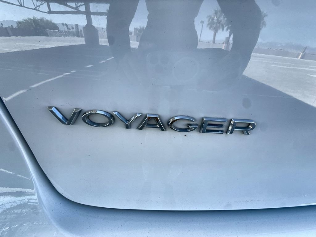 Used 2024 Chrysler Voyager LX FWD image 22