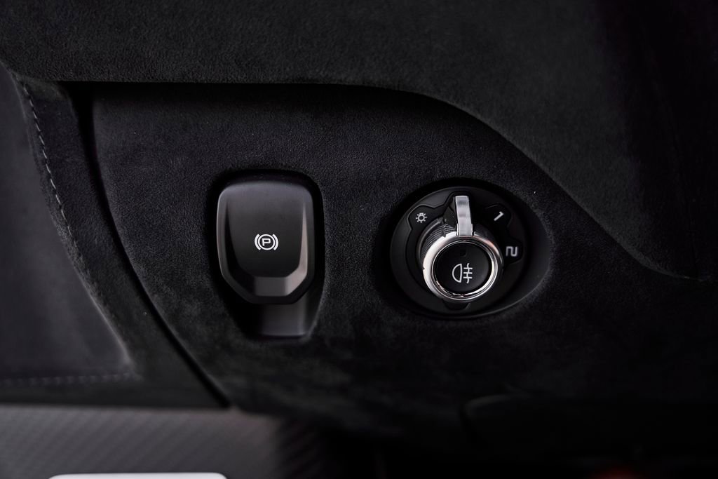 Used 2025 McLaren 750S Spider RWD image 48