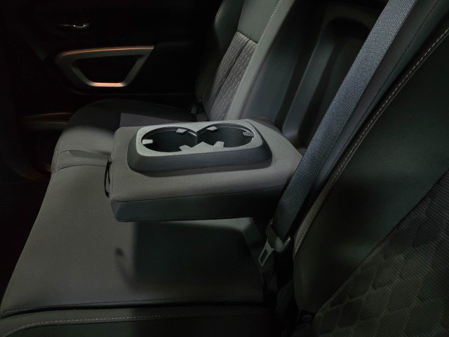 Used 2023 Nissan Titan SV w/ SV Convenience Package image 17