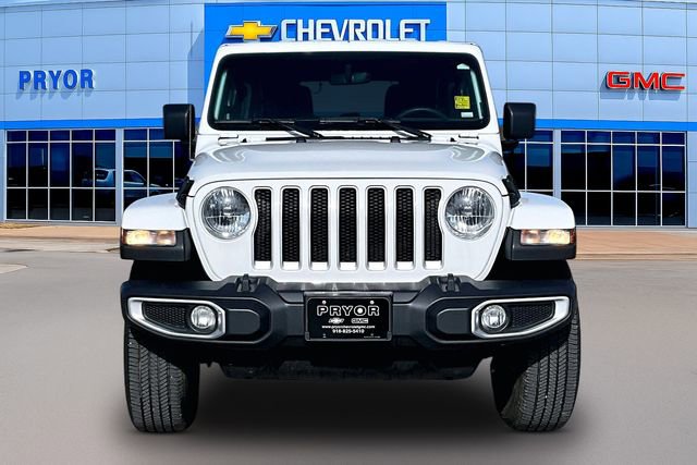 Used 2023 Jeep Wrangler Sahara image 2