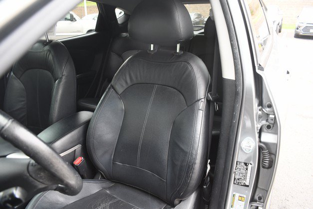 Used 2013 Hyundai Tucson Limited AWD/4WD image 17