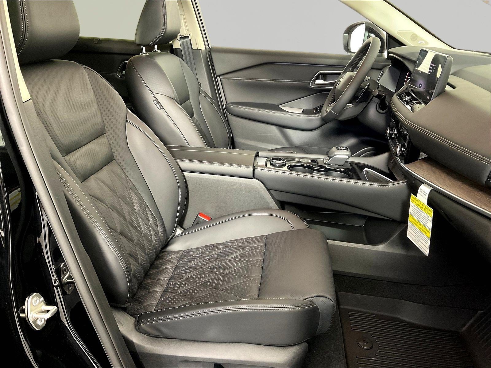 New 2026 Nissan Rogue Platinum w/ Platinum Premium Package AWD/4WD image 19