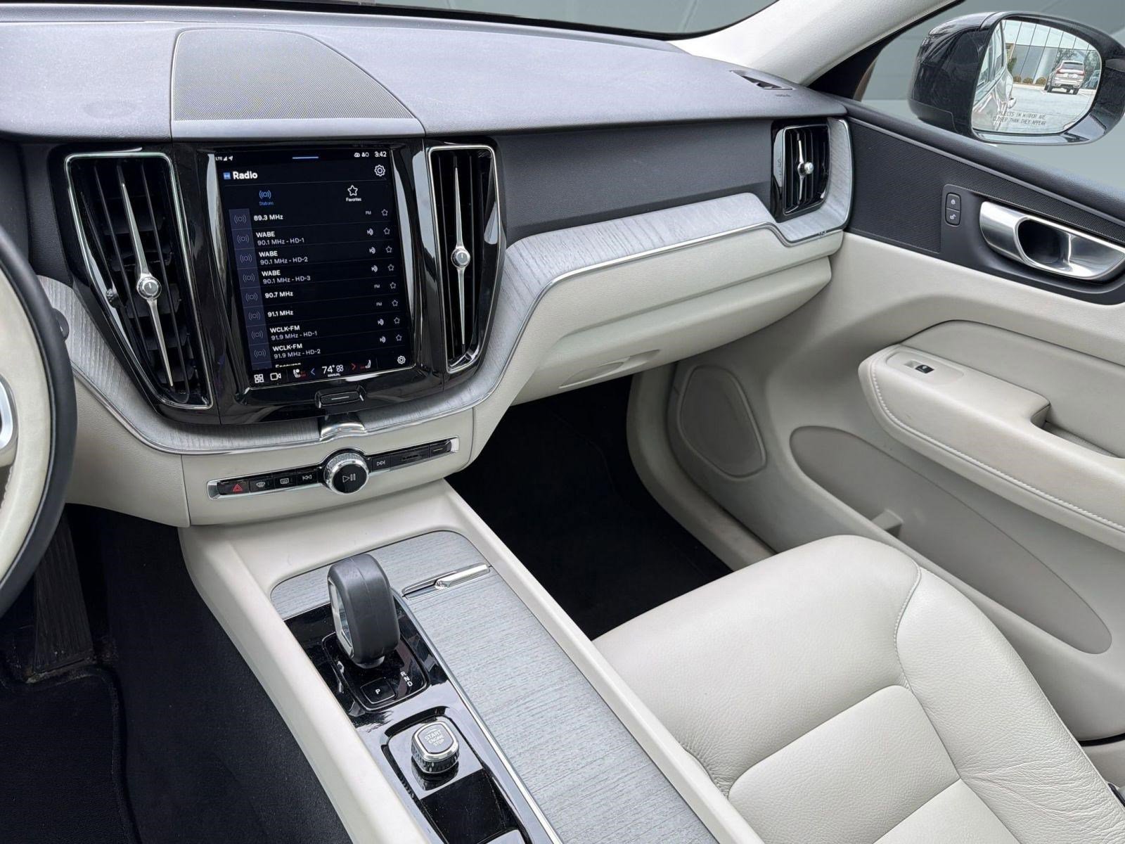 Certified 2024 Volvo XC60 B5 Plus w/ Climate Package image 27