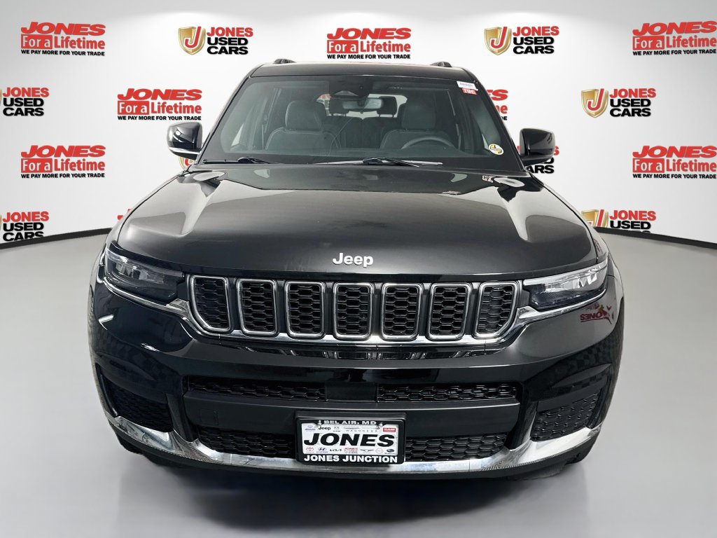 Used 2024 Jeep Grand Cherokee L Laredo AWD/4WD image 11
