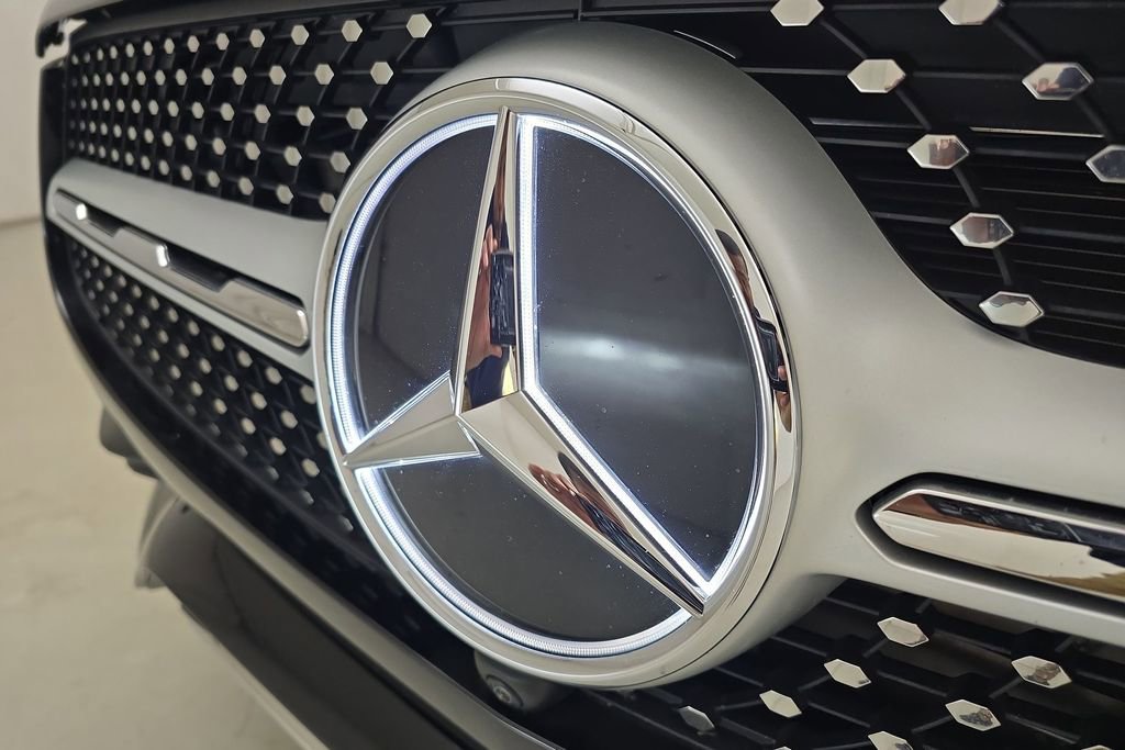 Used 2022 Mercedes-Benz GLC 300 4MATIC image 28