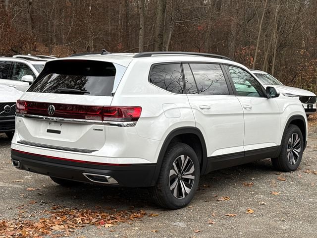 New 2026 Volkswagen Atlas SE image 2
