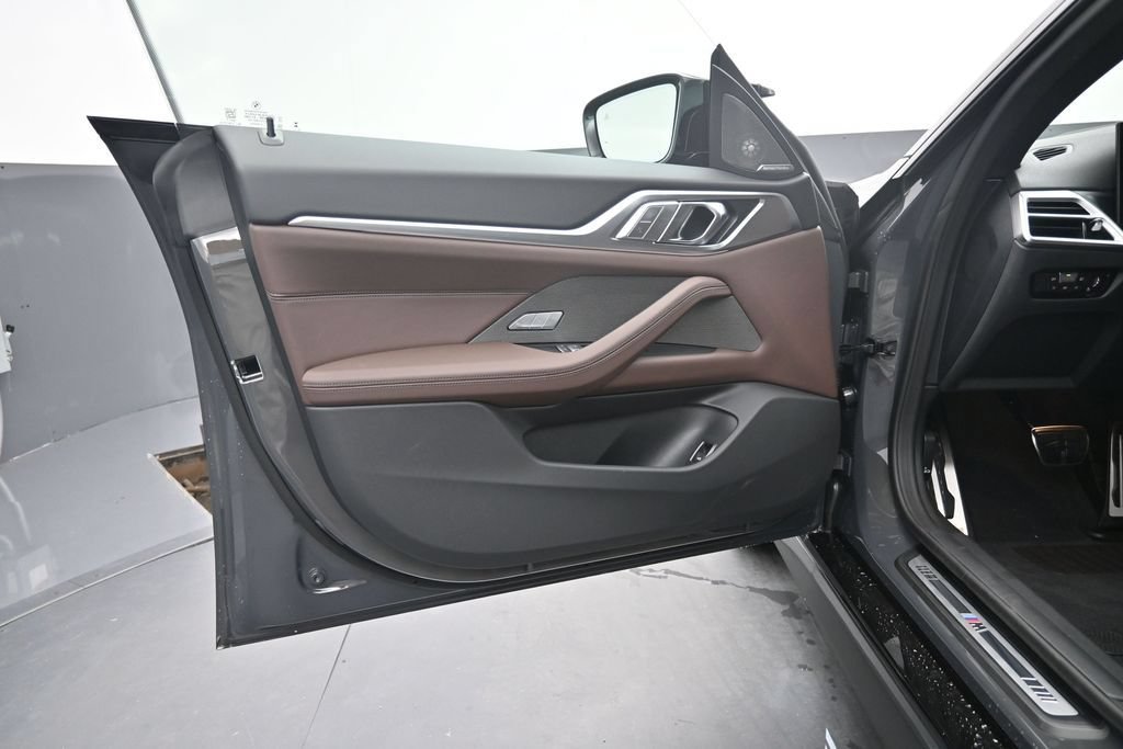 New 2027 BMW M440i w/ Premium Package RWD image 5